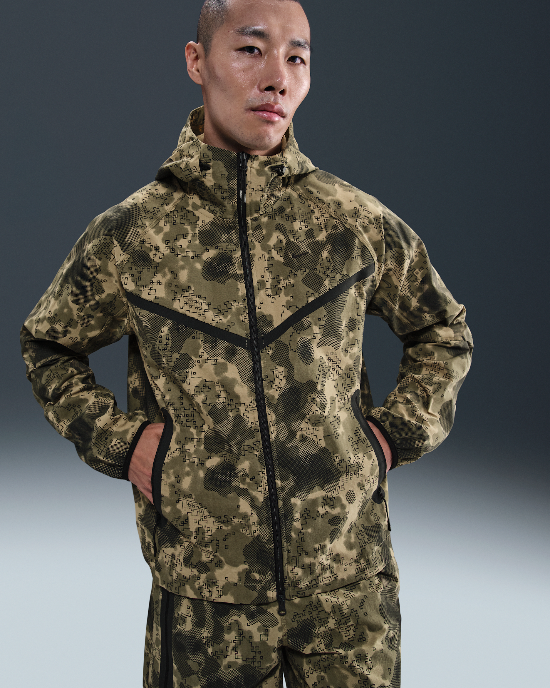 2XL 新品 ナイキ テック ウインドランナー ナイロンジャケット カーキ L 新品 ナイキ テック ウインドランナー ナイロンジャケット